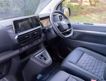 Front Panel Peugeot Expert Sport Van [UK-spec] '2025–pr.