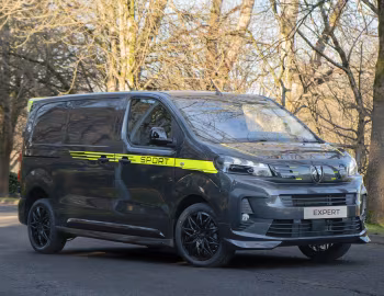 Peugeot Expert Sport Van [UK-spec] '2025–pr.