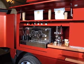 Interior Peugeot Foodtruck Concept '04.2015