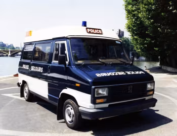 Peugeot J5 Police [France] (280) '1981–90