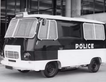 Peugeot J7 Police [France] '1965–80