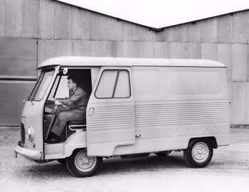 Peugeot J7 Van '1965–80