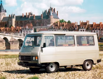 Peugeot J9 Bus '1980–87