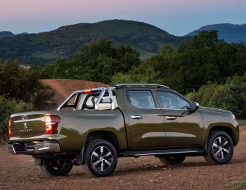 Peugeot Landtrek Multipurpose Double Cab [South Africa] '2021–24