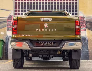 Peugeot Landtrek Multipurpose Double Cab Allure [Malaysia] '03.2023–24