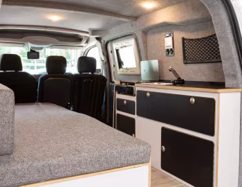 Interior Peugeot Partner Alpin Camper '2019–23