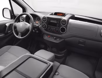 Front Panel Peugeot Partner Combi '2012–15