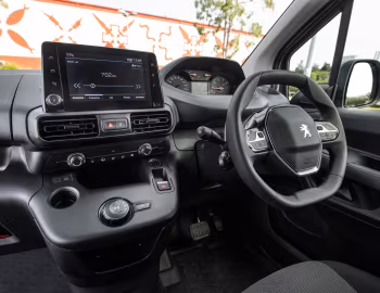 Interior Peugeot Partner LWB [Australia] '2019–24