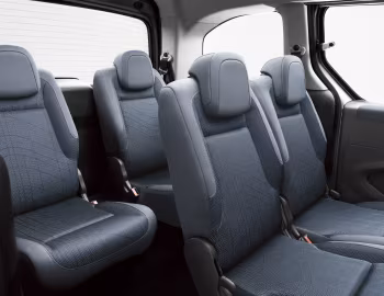 Interior Peugeot Partner Tepee '2008–12