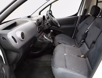 Interior Peugeot Partner Van [UK-spec] '2008–12