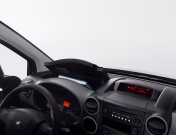 Interior Peugeot Partner Van Long [CIS] '2020–22