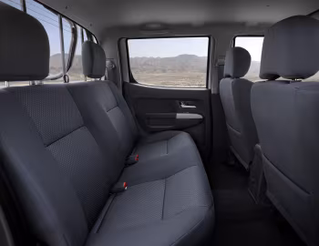 Interior Peugeot Pick Up 4×4 '2017–21