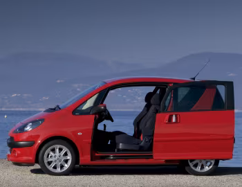 Peugeot 1007 Sporty [Worldwide] '2005–09