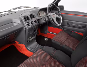 Interior Peugeot 205 1.6 GTI [UK-spec] '04.1984–90