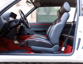 Інтер'єр Peugeot 205 1.9 GTI [Worldwide] '1990–08.1995