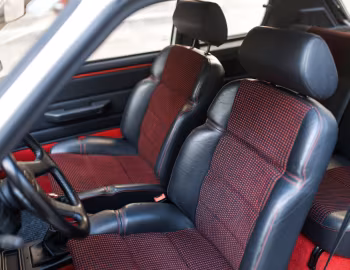 Інтер'єр Peugeot 205 1.9 GTI [Worldwide] '1990–08.1995