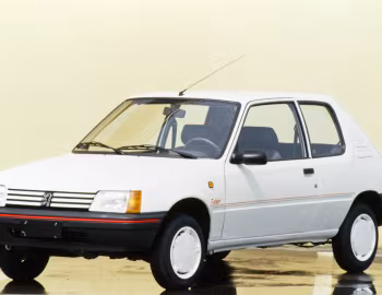 Peugeot 205 3-door "T-Shirt" [Italy] '1988