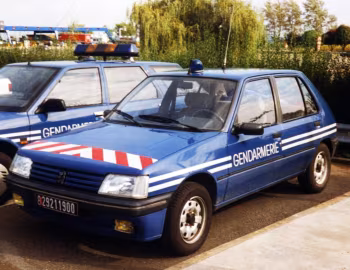 Peugeot 205 5-door Gendarmerie [France] '1983–90