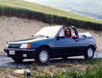 Peugeot 205 Cabrio "Roland Garros" [Worldwide] '1989–90