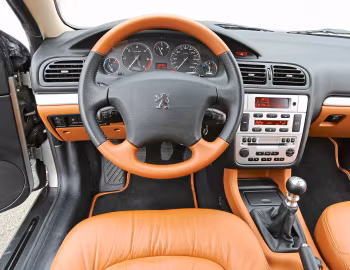 Painel frontal Peugeot 406 Coupé "Ultima Edizione" '2004