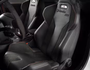 Interior Peugeot RCZ R Bimota '01.2015