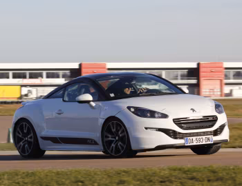 Peugeot RCZ R [Worldwide] '2013–15