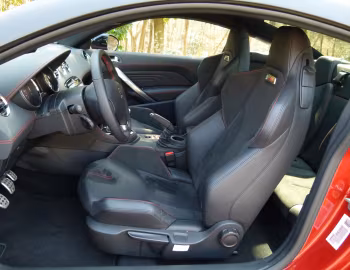 Interior Peugeot RCZ R [Japan] '06.2013–12.2016