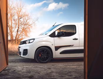 RE-VOLVE Peugeot Partner Dynamic '2023–24