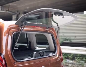 Peugeot Rifter [Japan] '2019–24