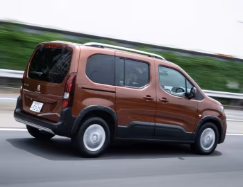 Peugeot Rifter [Japan] '2019–24