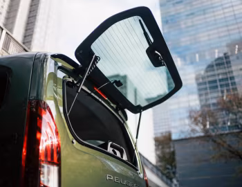 Peugeot Rifter GT [Japan] '2024–н.ч.