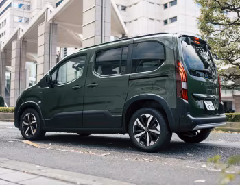 Peugeot Rifter GT [Japan] '2024–pr.