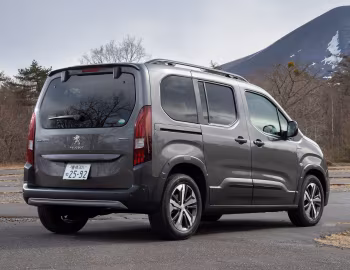 Peugeot Rifter GT Line [Japan] '2020–24