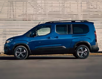 Peugeot Rifter GT Long [Japan] '2023–24