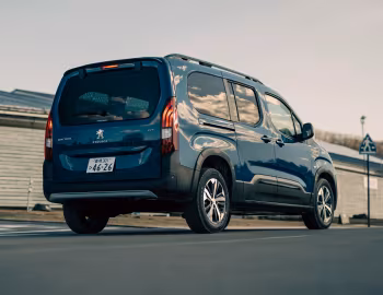 Peugeot Rifter GT Long [Japan] '2023–24