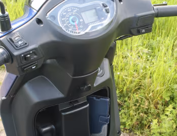 Interior Peugeot Tweet 200 RS '2021–pr.