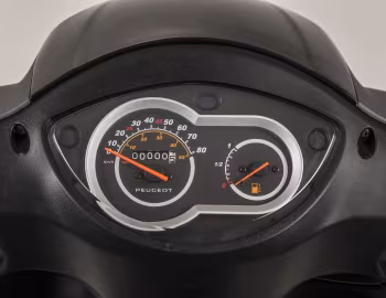 Dashboard Peugeot Tweet 50 RS '2014–pr.