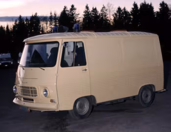 Peugeot J7 VBK Ambulanse '1976–77