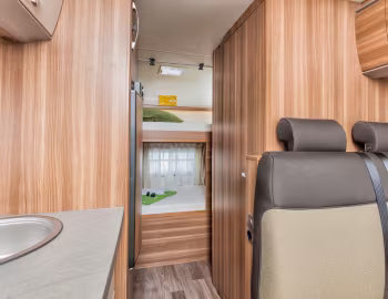 Интерьер 2018–20 Peugeot Boxer Weinsberg CaraCompact EDITION [PEPPER] '2017–20