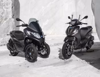 Piaggio MP3 300 hpe Deep Black, Piaggio Beverly 400 hpe Deep Black