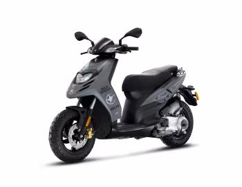 2011 Piaggio Typhoon 125 '2010–11