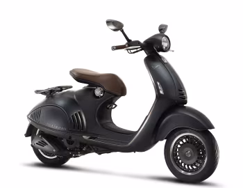Vespa 946 "Emporio Armani" '2015