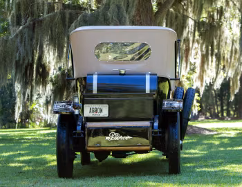 1913 Pierce-Arrow Model 38-C Runabout