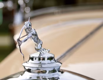 Маскот 1931 Pierce-Arrow Model 43 Roadster
