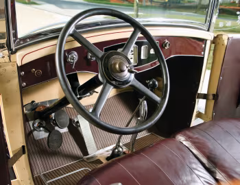 Panel frontal 1931 Pierce-Arrow Model 43 Roadster