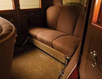 Interior 1931 Pierce-Arrow Model 43 5-passenger Sedan