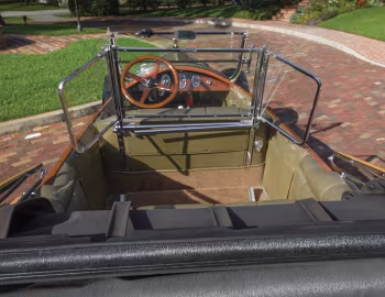 Interior 1927 Pierce-Arrow Model 80 4-passenger Touring