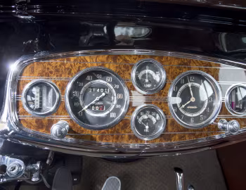 Dashboard 1934 Pierce-Arrow Model 840A 2-passenger Coupe