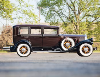 1930 Pierce-Arrow Model B 5-passenger Sedan