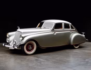 1933 Pierce-Arrow Silver Arrow
